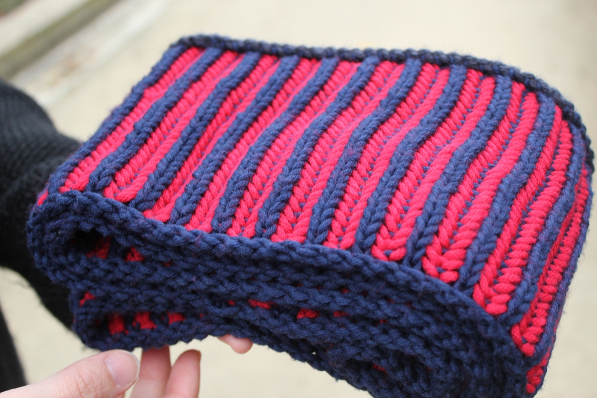 tricoter une echarpe avec 2 couleurs